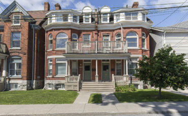 280 University St. Unit 2