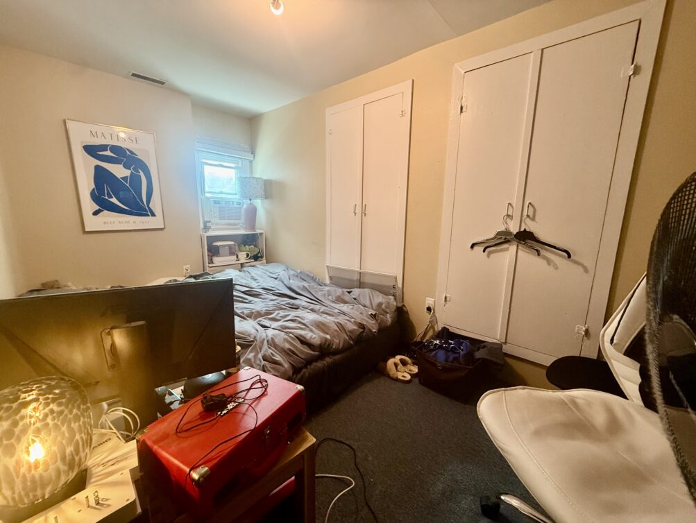 325 J 4 Frt Bdrm.