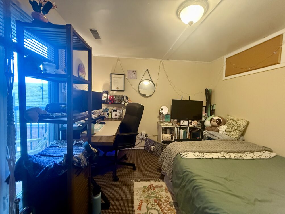 325 J 4 Side Bdrm