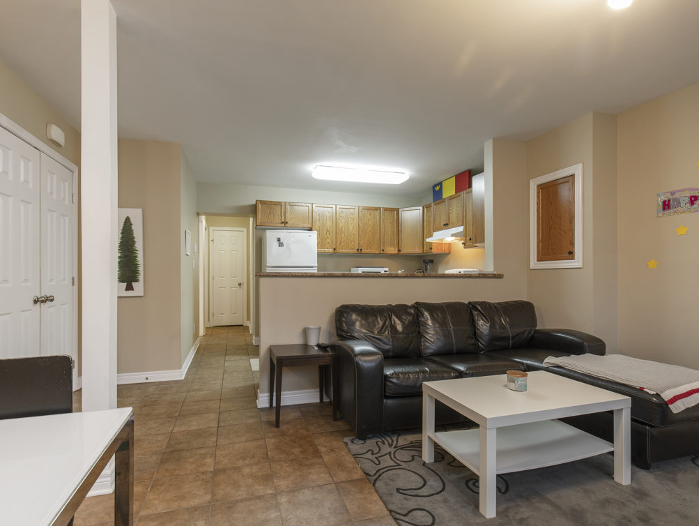 471 J 2 Living room – Kitchen